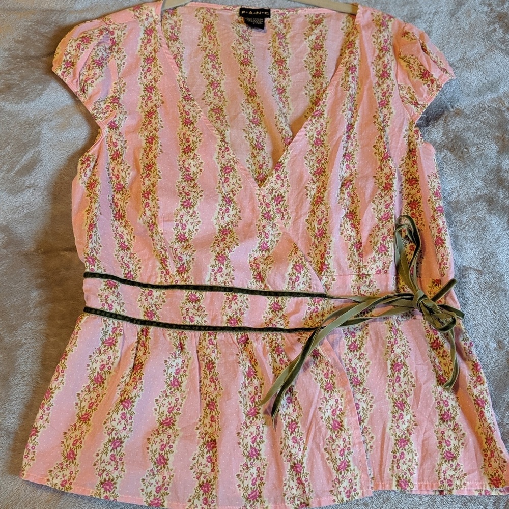 Pretty little wrap blouse.